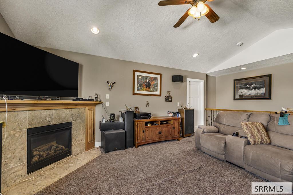 628 Double Eagle Property Photo 6