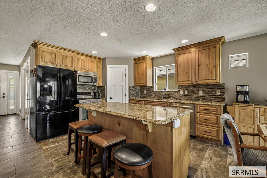 628 Double Eagle Property Photo 8