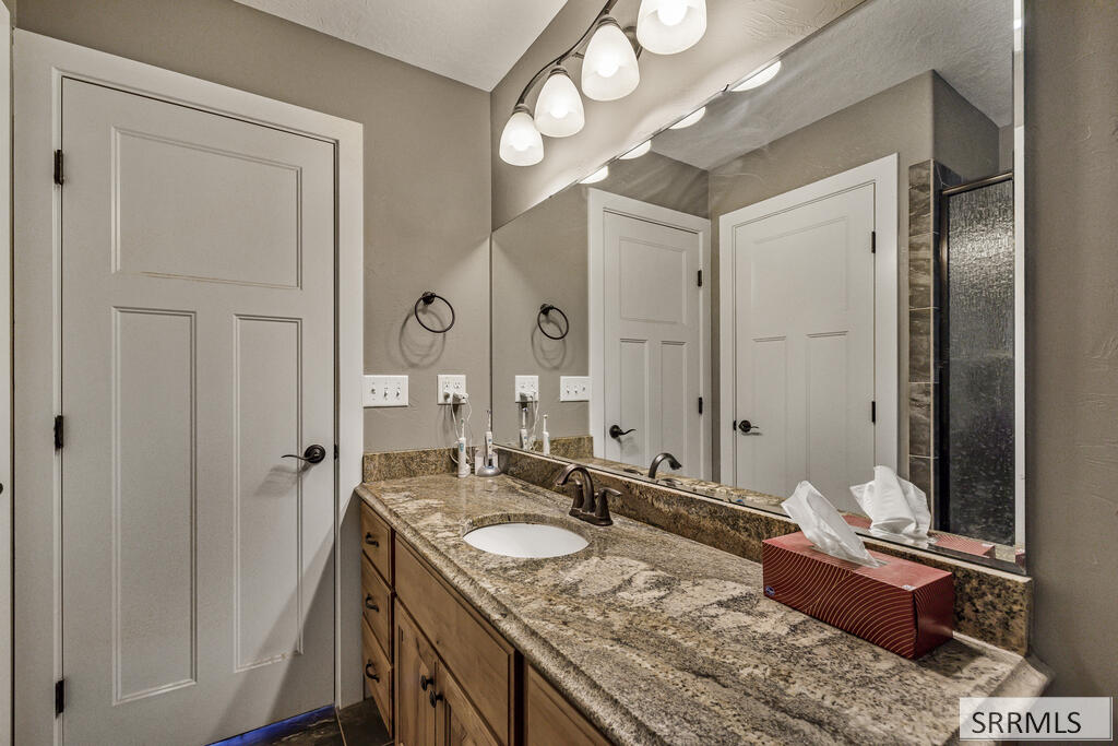 628 Double Eagle Property Photo 17