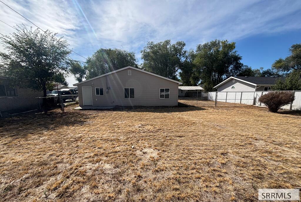 884 Wandell Court Property Photo 19