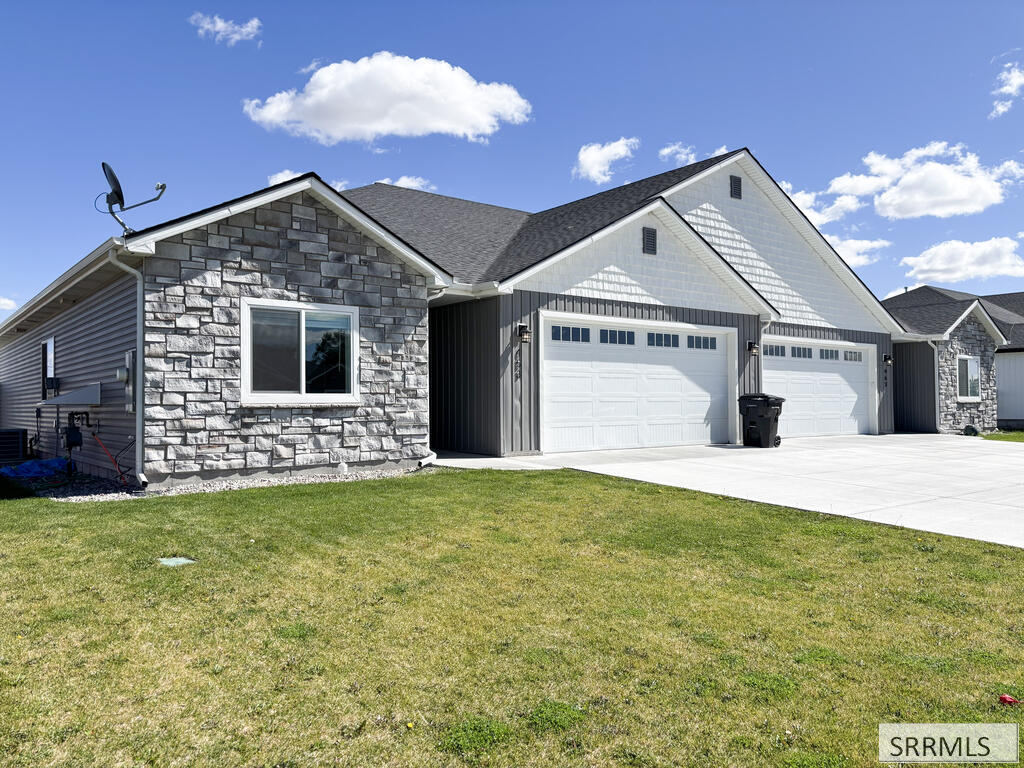 453 Rocky Mountain Avenue Property Photo 1