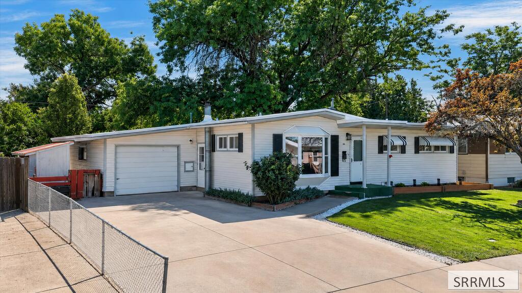 930 Park Avenue Property Photo 1
