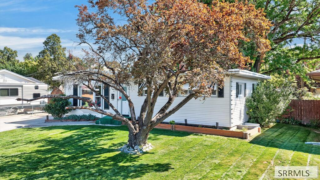 930 Park Avenue Property Photo 3