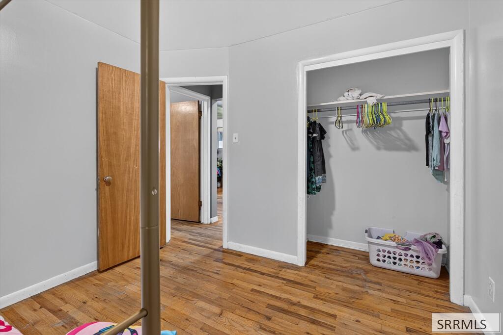 930 Park Avenue Property Photo 17