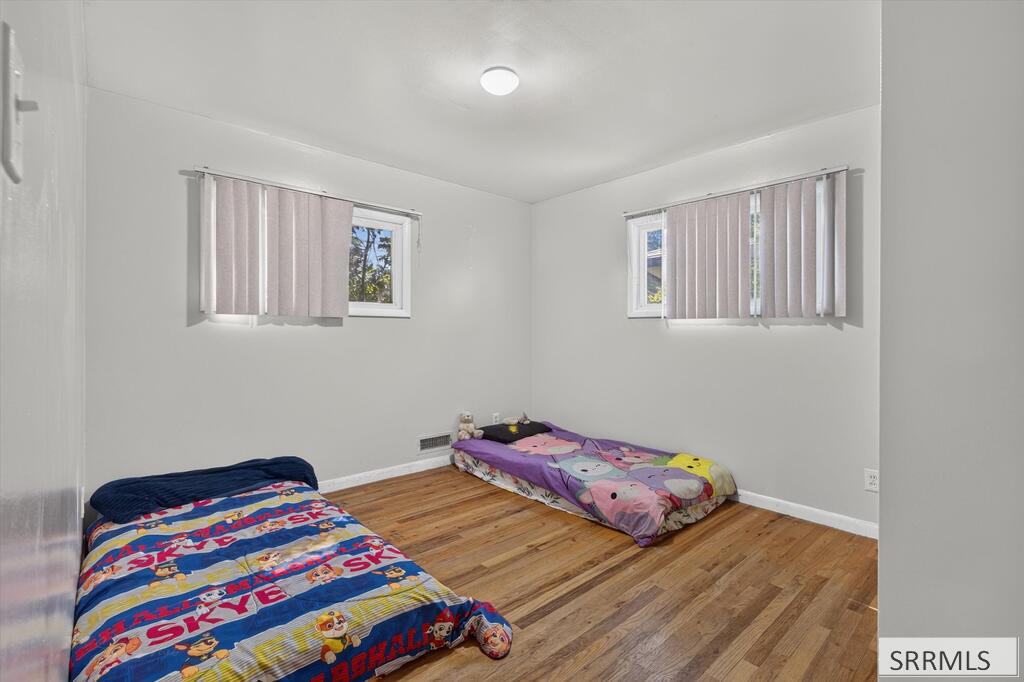 930 Park Avenue Property Photo 18