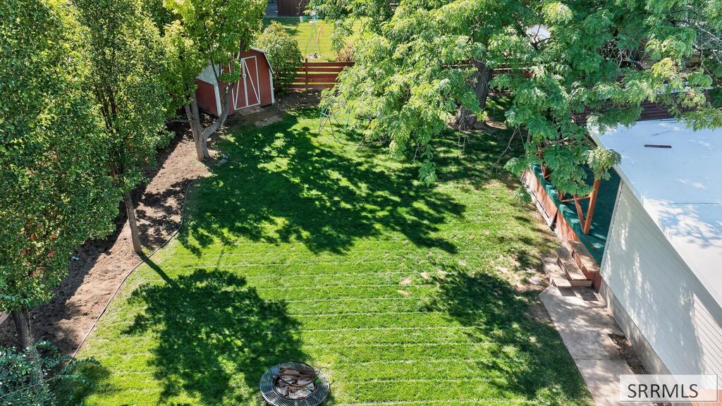 930 Park Avenue Property Photo 34