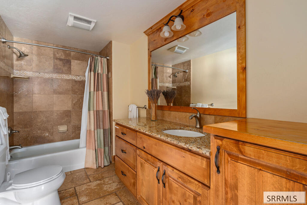 1665 Reunion Road Property Photo 48
