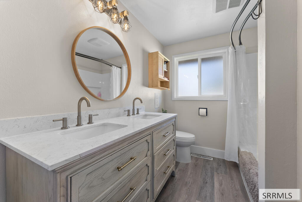 443 Sykes Drive Property Photo 15