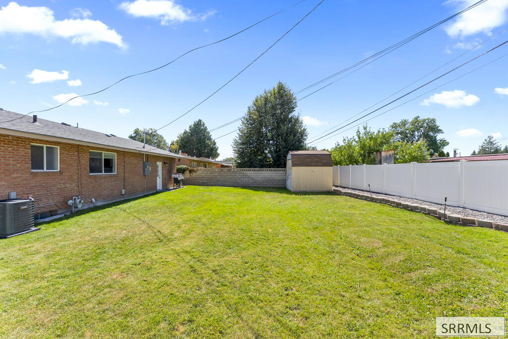 443 Sykes Drive Property Photo 24
