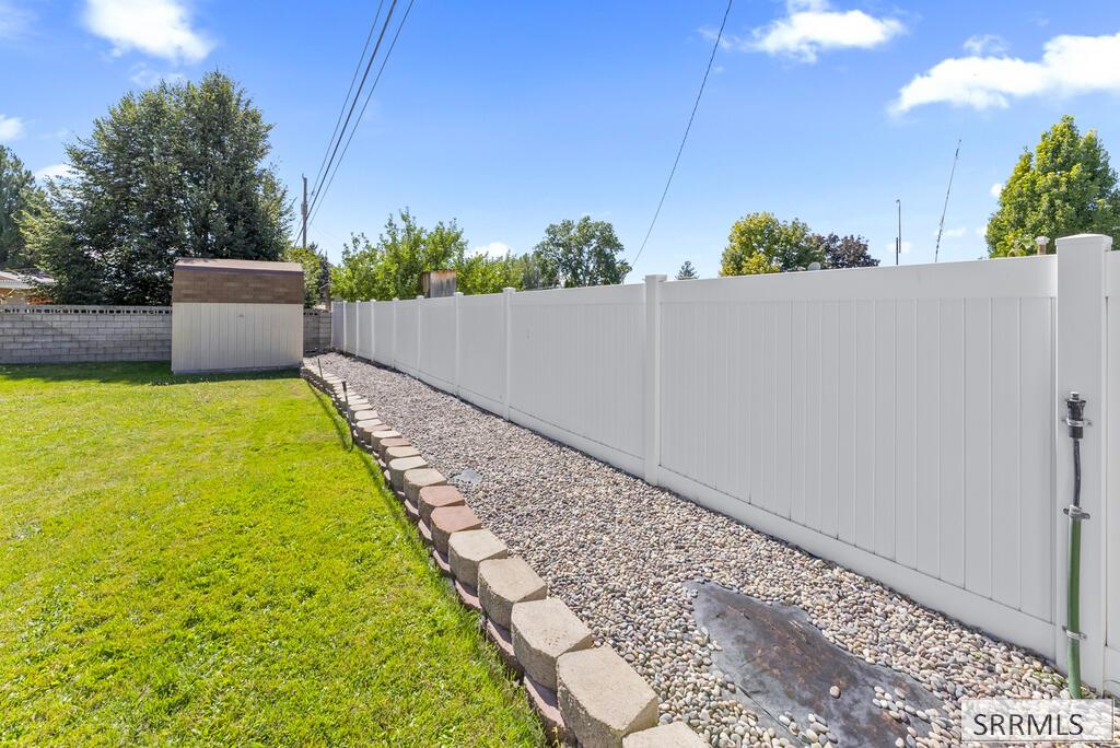 443 Sykes Drive Property Photo 29