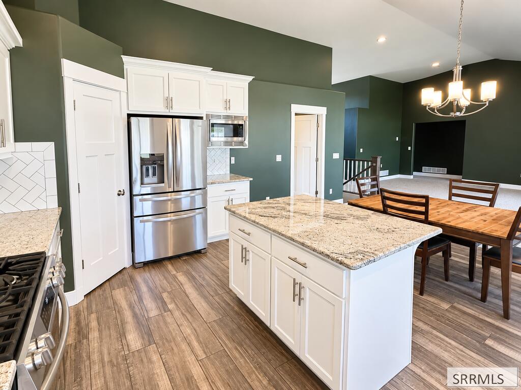 1194 Indian Hollow Drive Property Photo 14