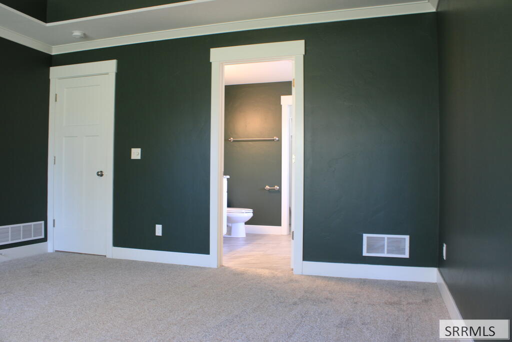 1194 Indian Hollow Drive Property Photo 19