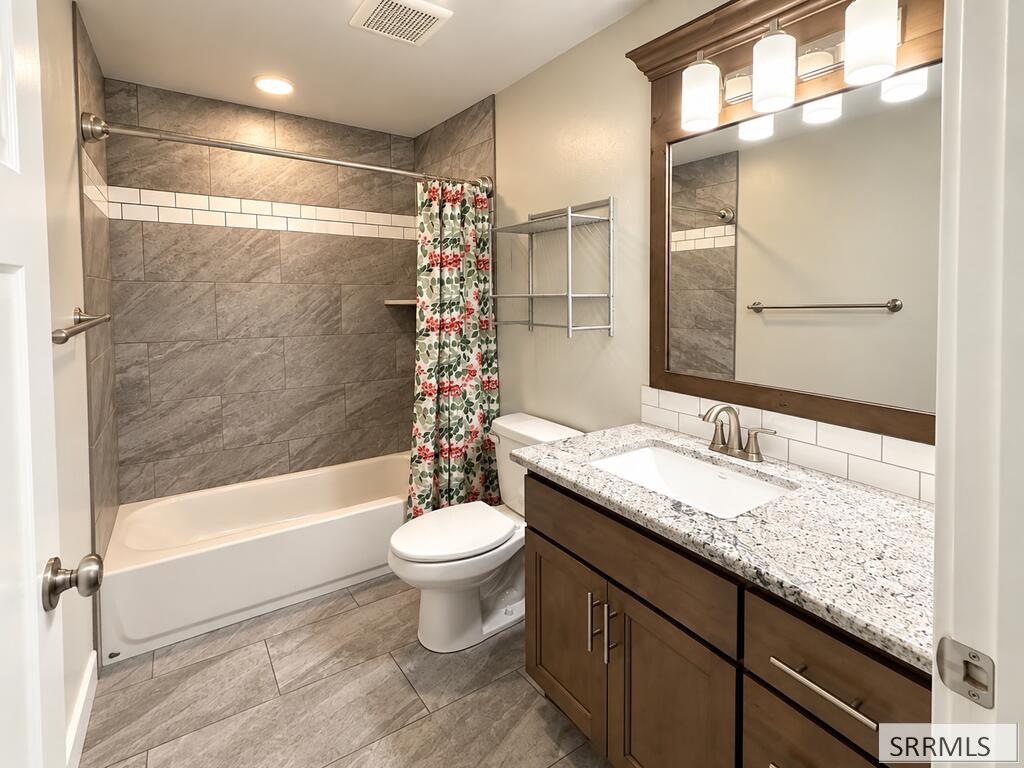 1194 Indian Hollow Drive Property Photo 26
