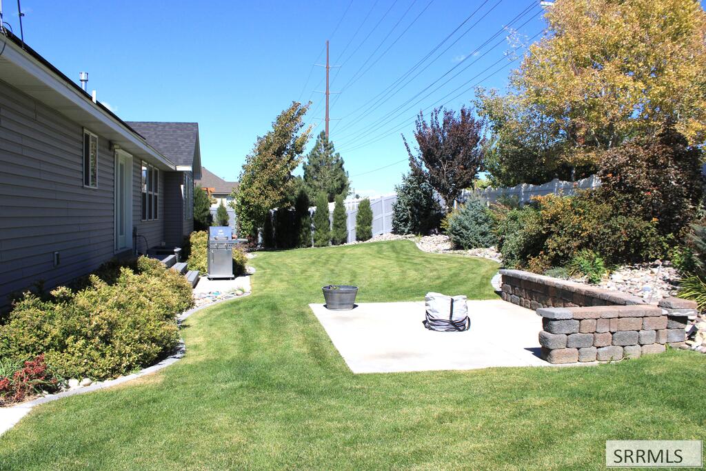1194 Indian Hollow Drive Property Photo 39
