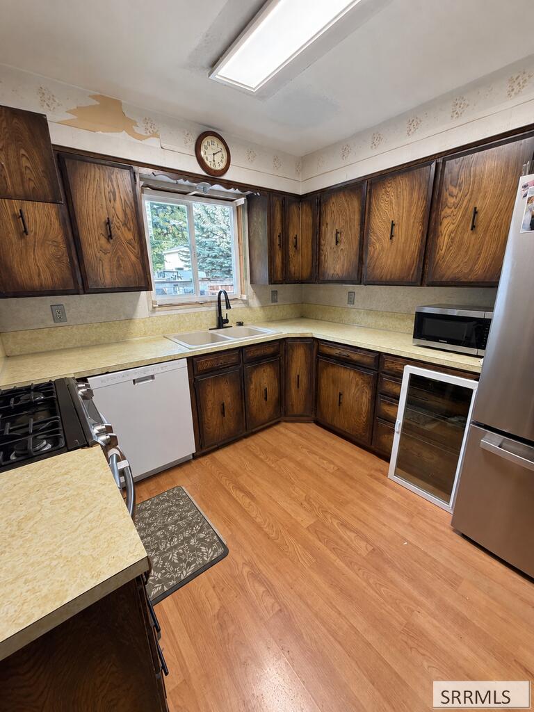 934 Elizabeth Property Photo 6