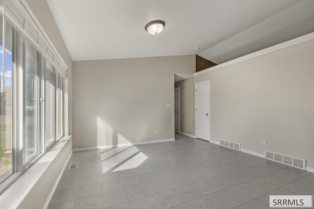 4117 E Morning Mist Drive Property Photo 6