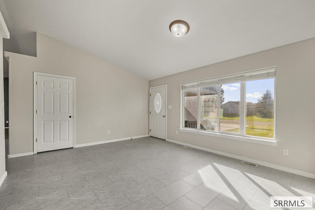 4117 E Morning Mist Drive Property Photo 7