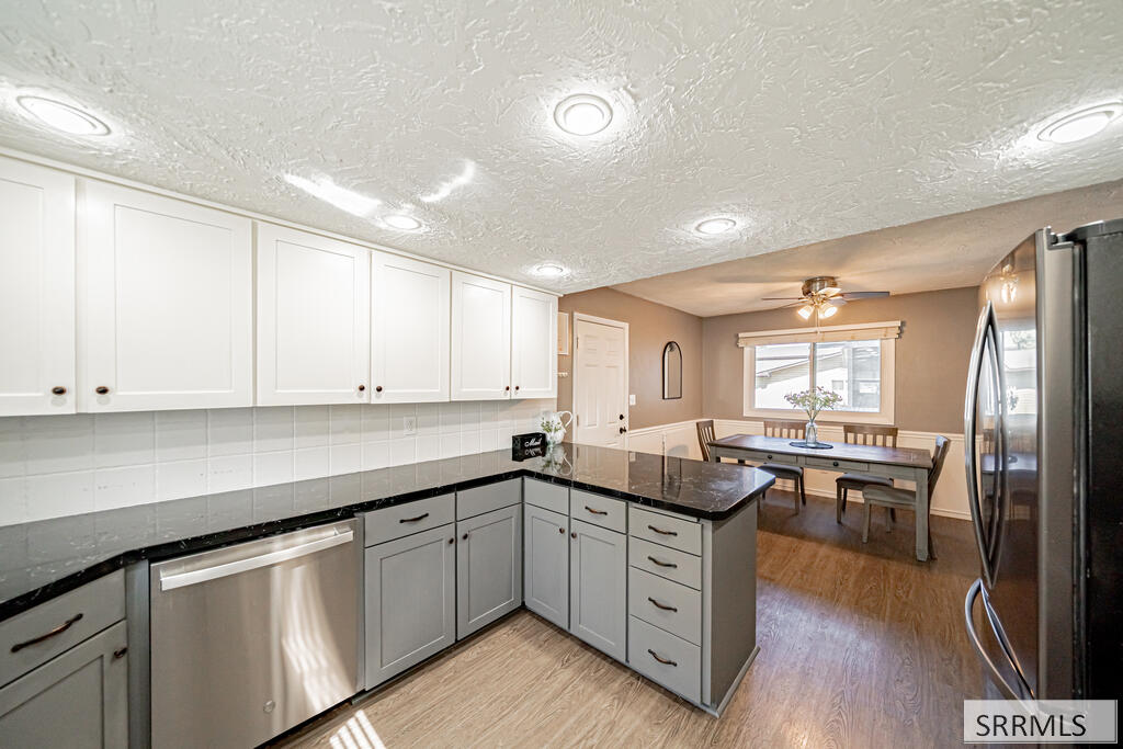 3241 Disney Drive Property Photo 8