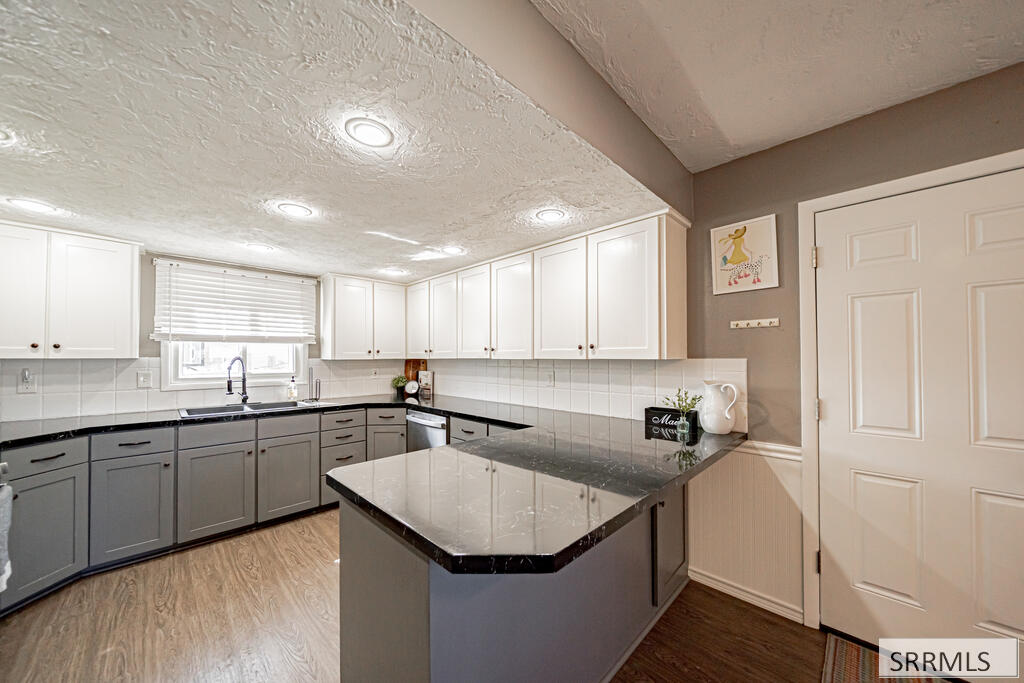 3241 Disney Drive Property Photo 12