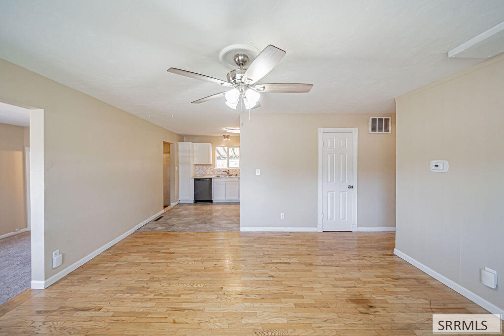 3954 N Gateway Drive Property Photo 7