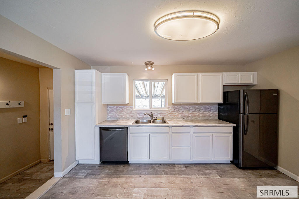 3954 N Gateway Drive Property Photo 10