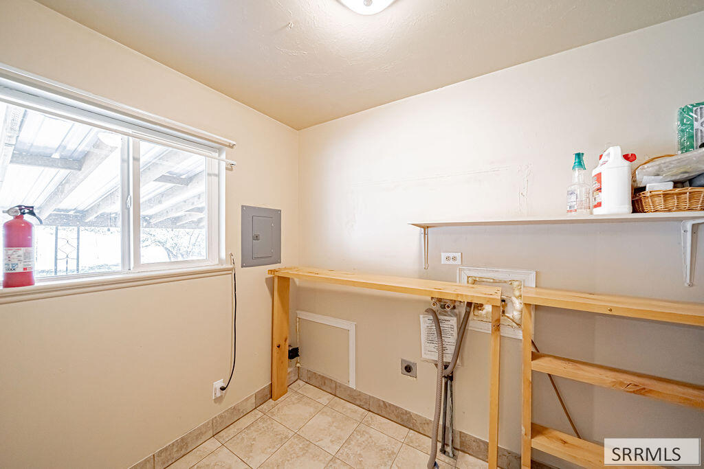 3954 N Gateway Drive Property Photo 16