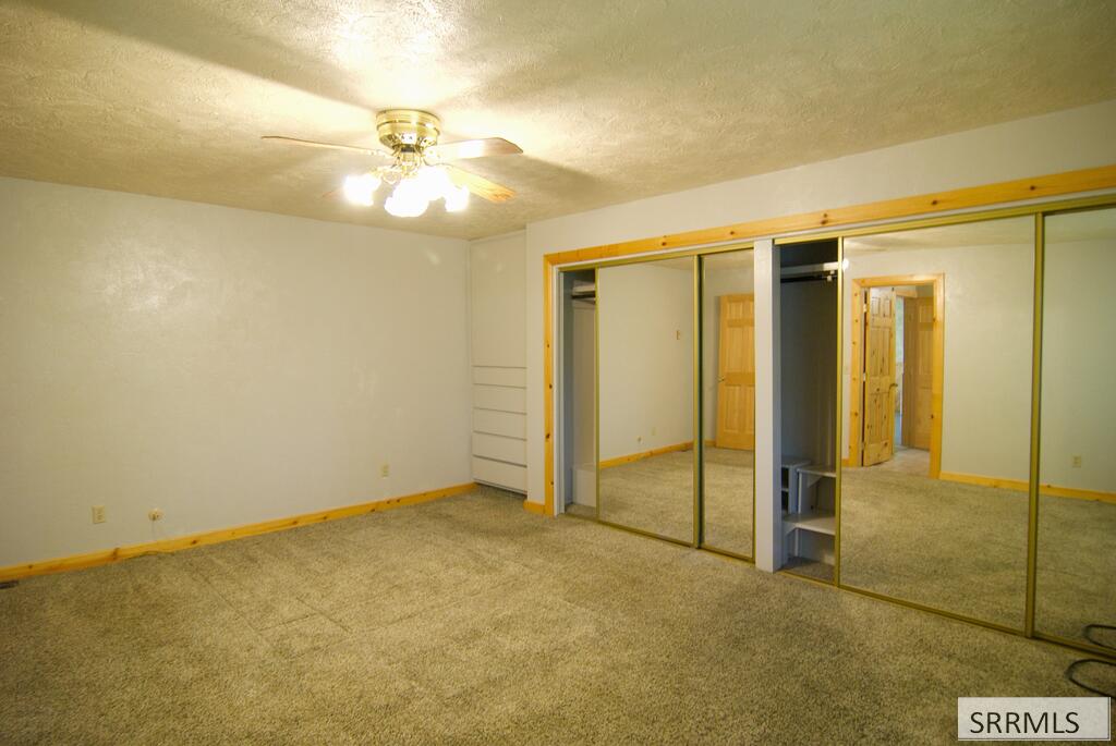 3873 E 200 N Property Photo 18