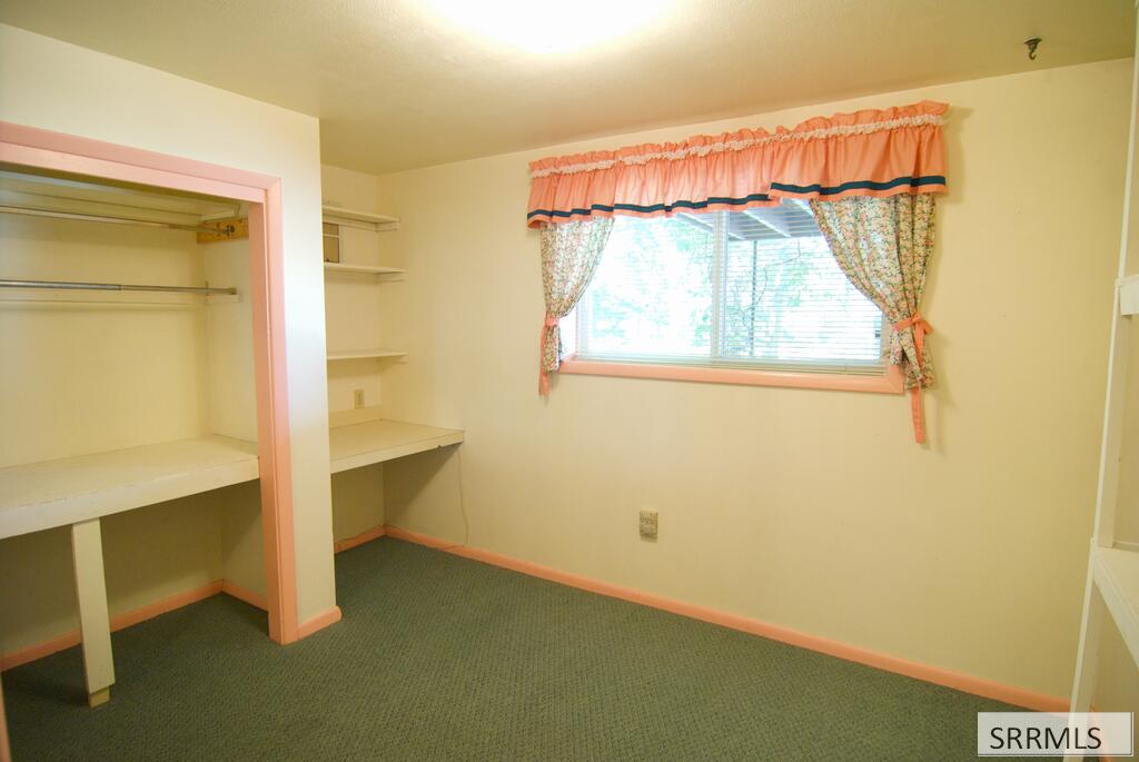 3873 E 200 N Property Photo 22