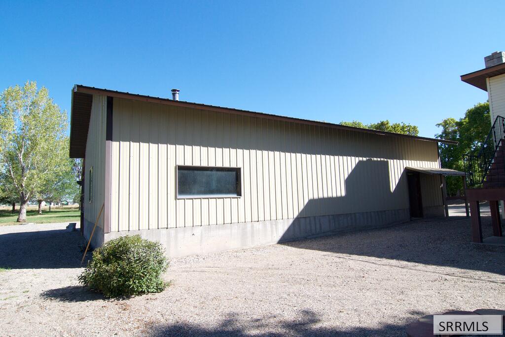 3873 E 200 N Property Photo 33