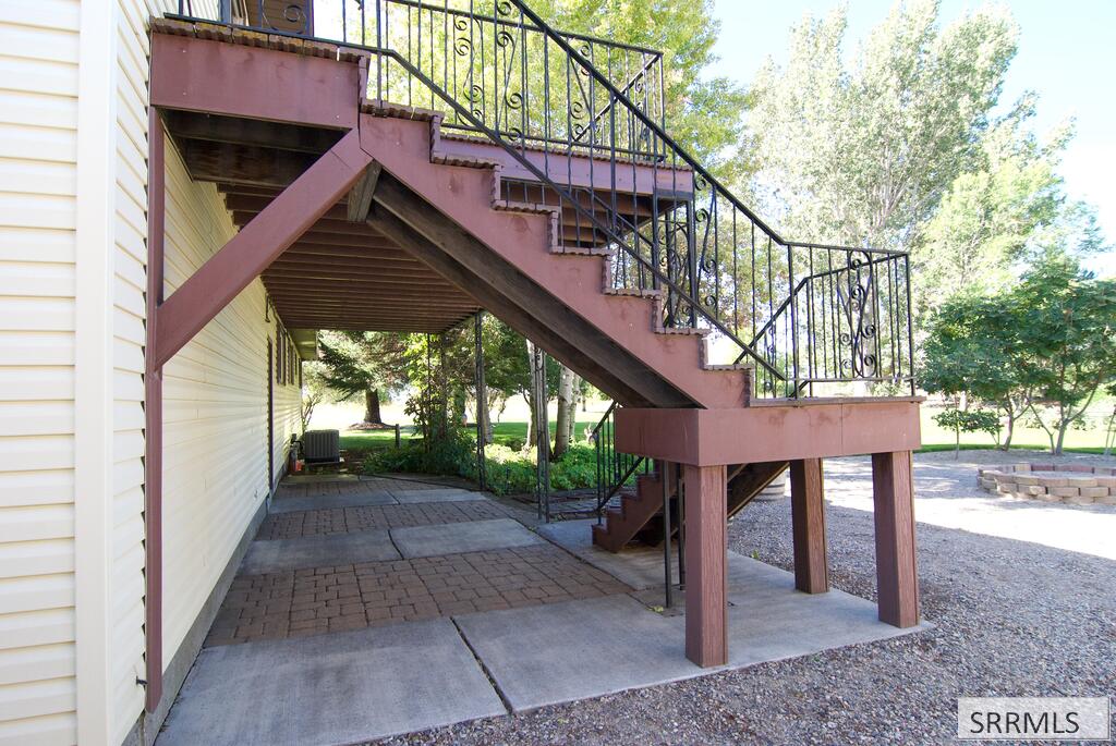 3873 E 200 N Property Photo 38