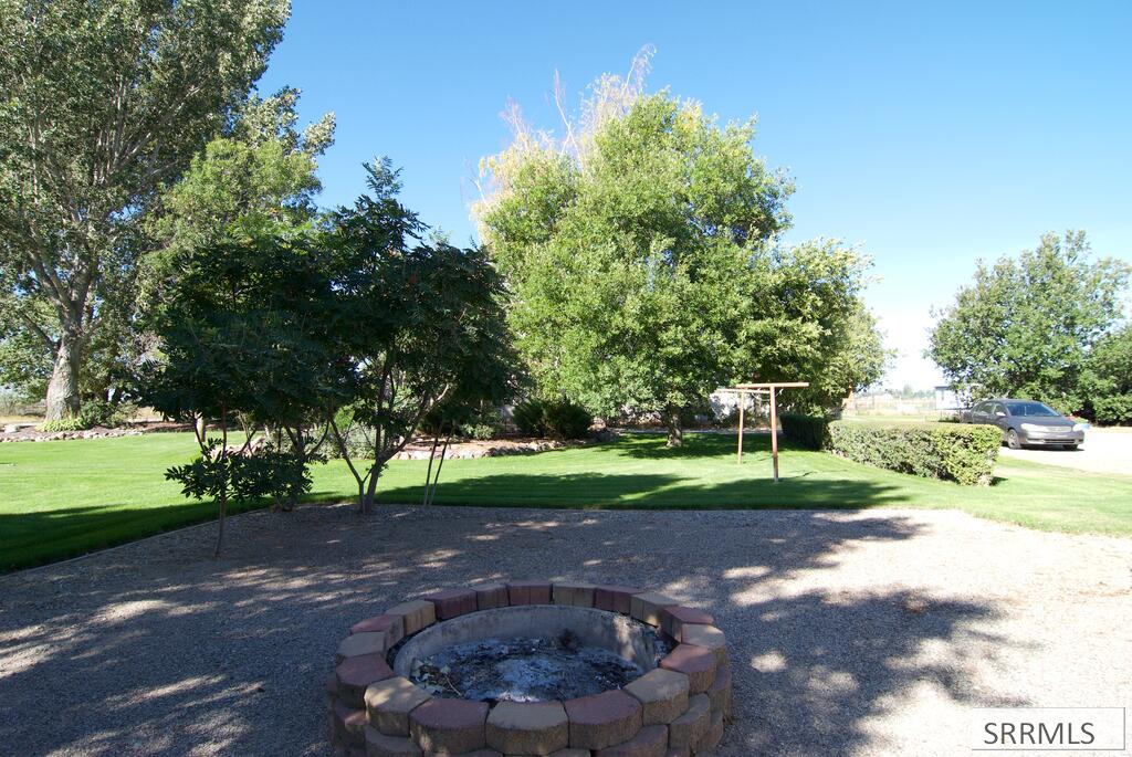 3873 E 200 N Property Photo 40