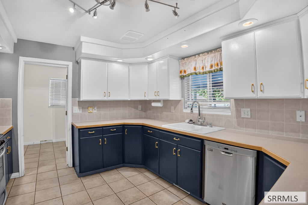 3865 Orchard Circle Property Photo 7