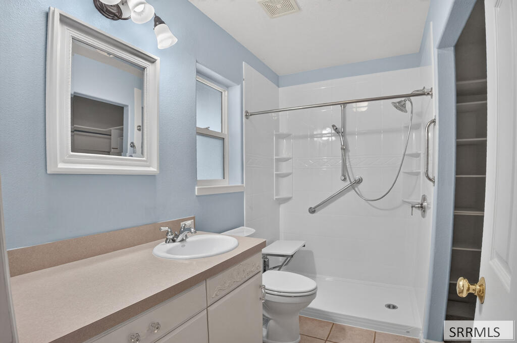 3865 Orchard Circle Property Photo 13
