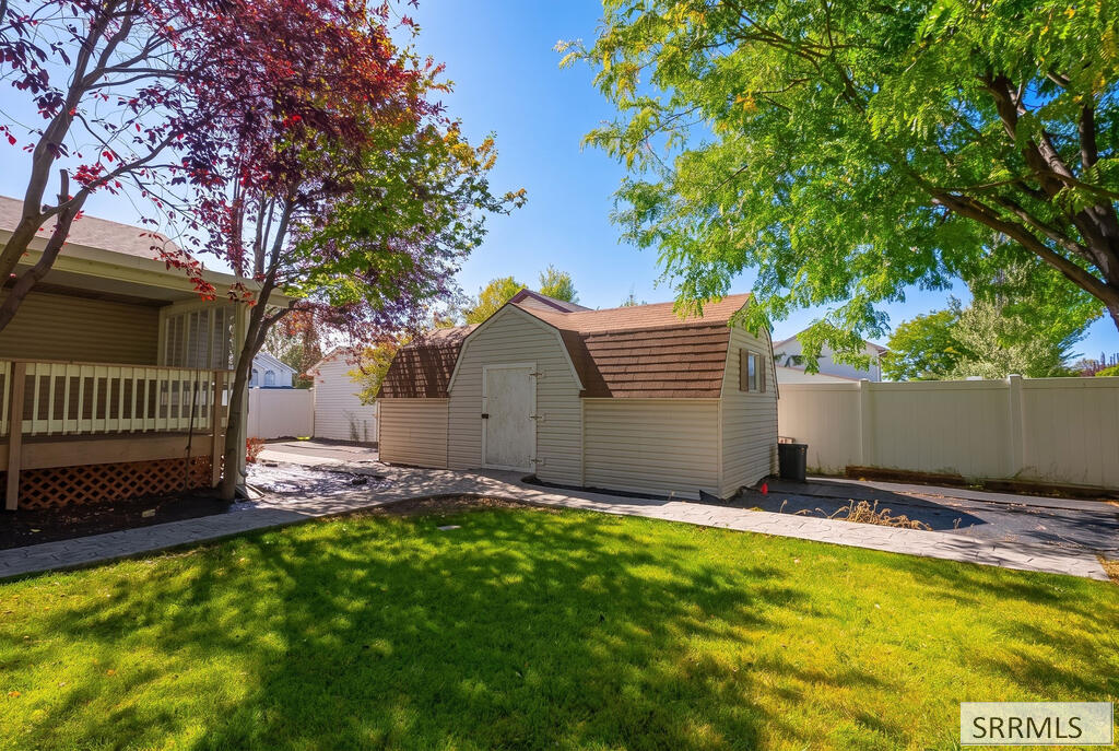 3865 Orchard Circle Property Photo 33