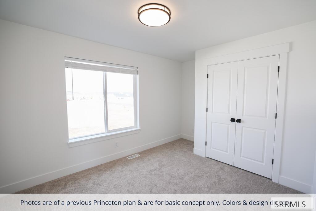 648 S 2315 W Property Photo 7