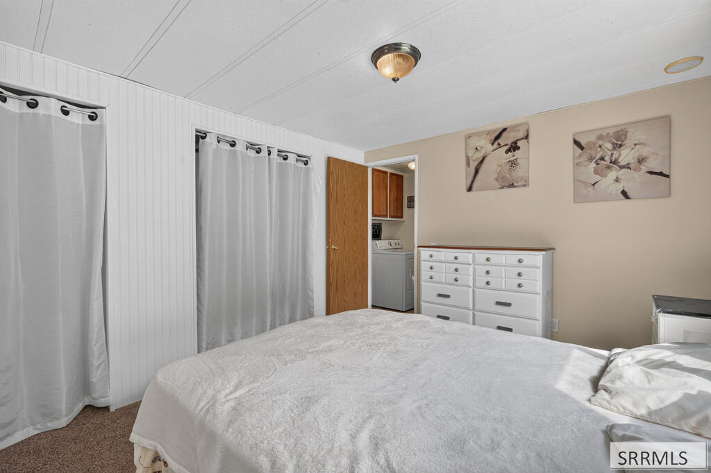 405 Violet Street Property Photo 19