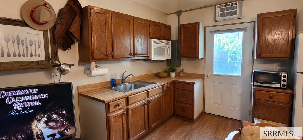 605 Riverfront Drive Property Photo 17