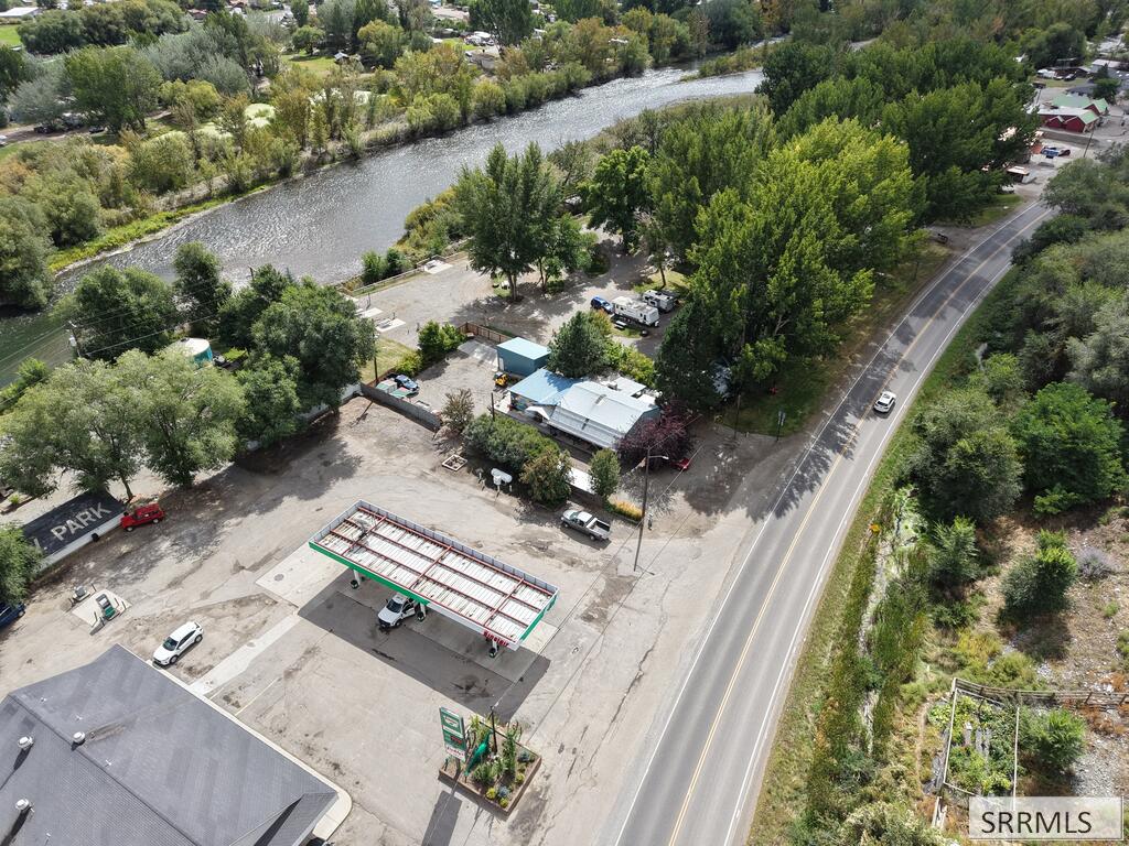 605 Riverfront Drive Property Photo 25