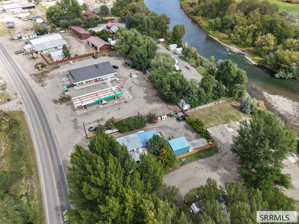 605 Riverfront Drive Property Photo 26