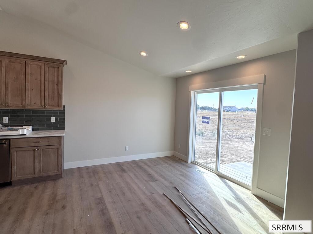 1645 Sundown Rd Property Photo 9