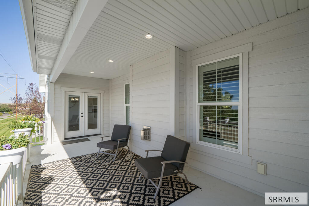 3112 S Chartwell Gardens Property Photo 12