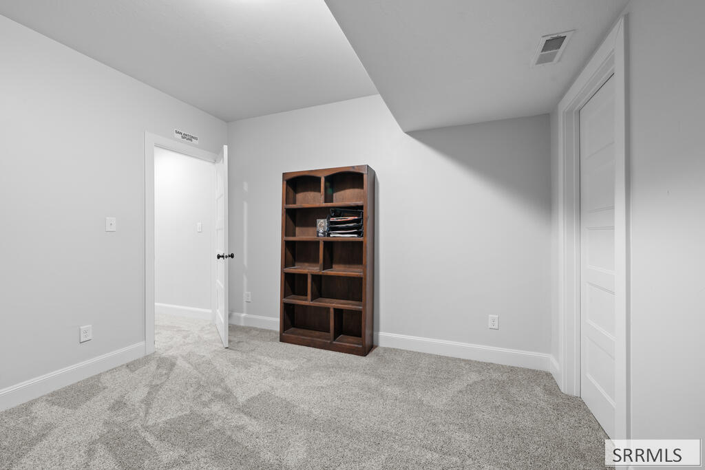 3112 S Chartwell Gardens Property Photo 55