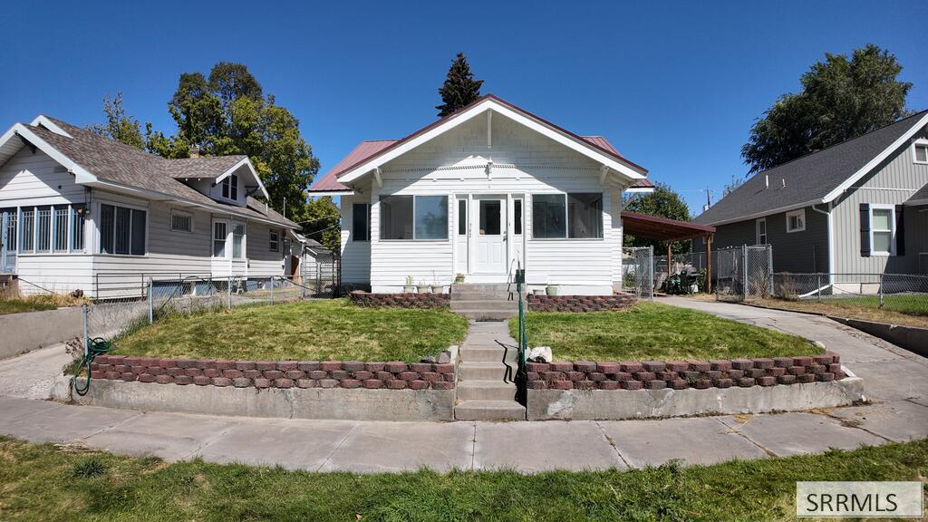 562 J Street Property Photo