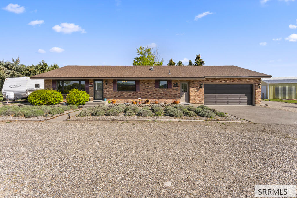 479 97th S Property Photo