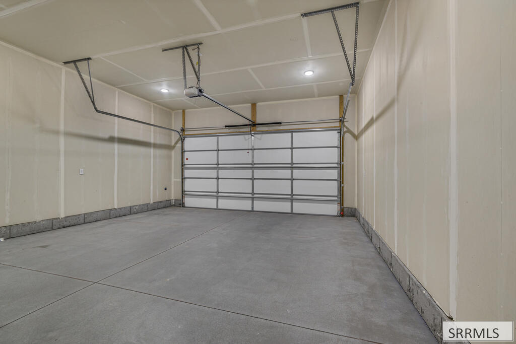 504 Jayce Avenue Property Photo 34