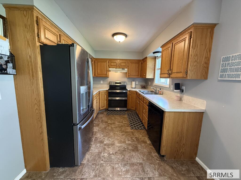 659 Marjorie Avenue Property Photo 6