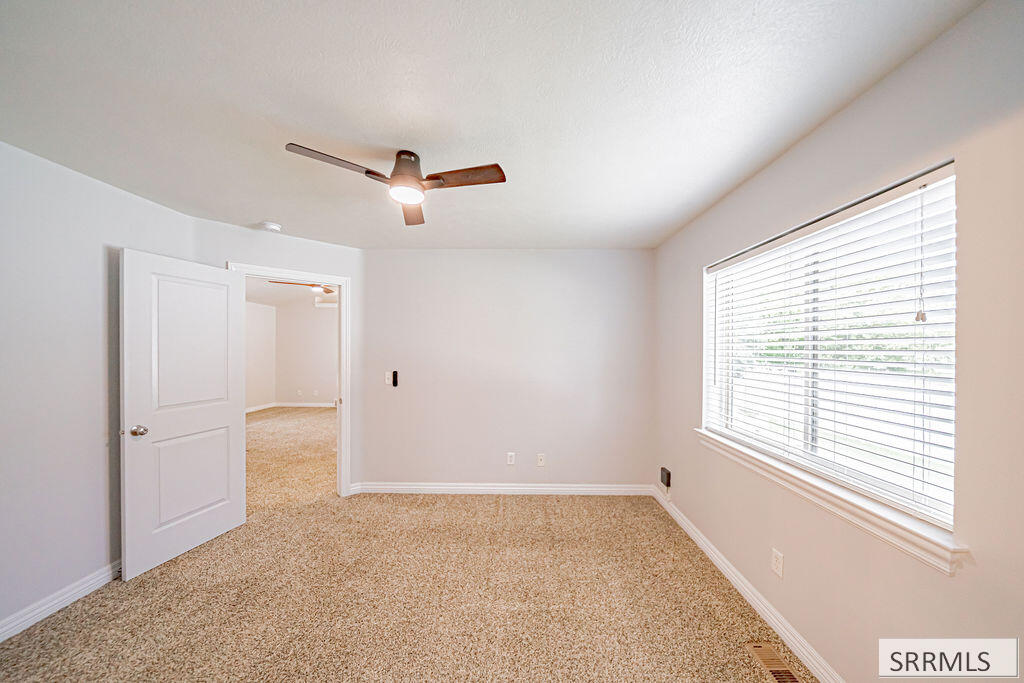 341 Oaktrail Drive Property Photo 24