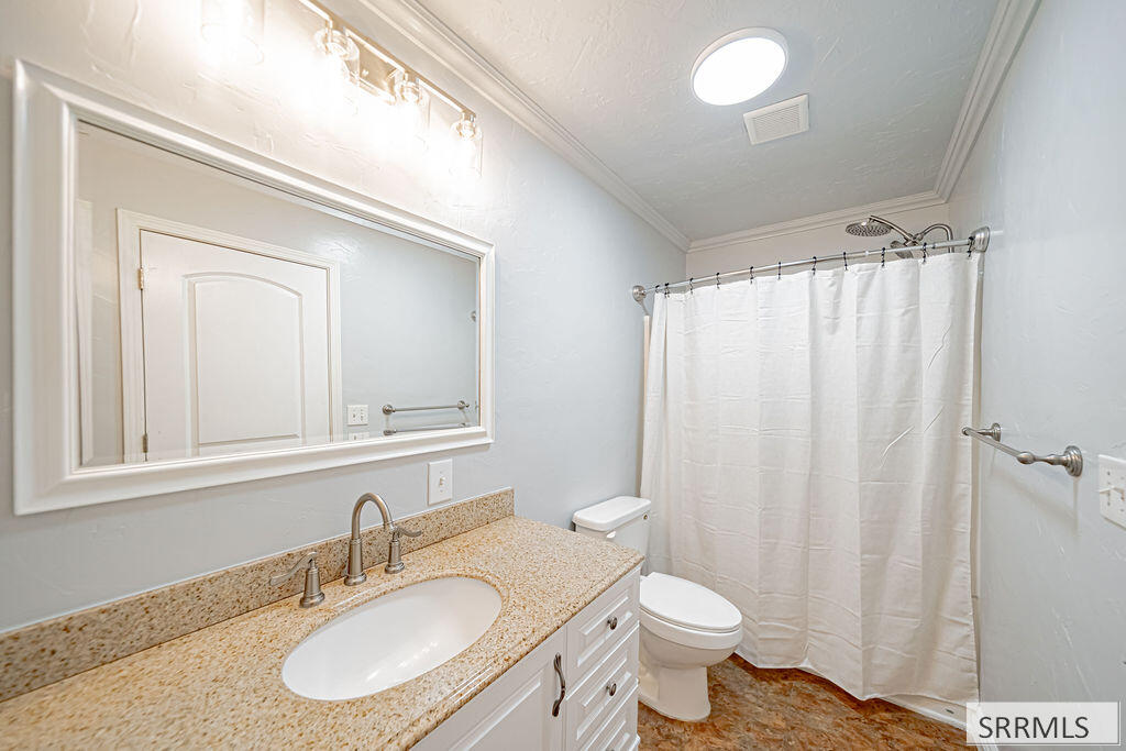 341 Oaktrail Drive Property Photo 49