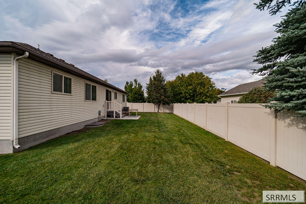 341 Oaktrail Drive Property Photo 53