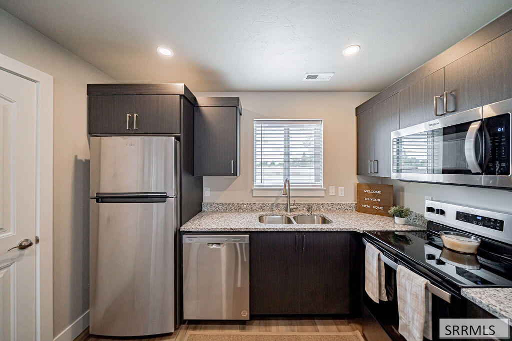 1610 Hannah Lane Property Photo 7